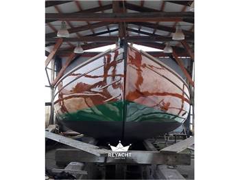Craglietto Cat Boat Sciarrelli