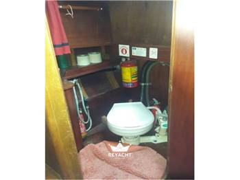 Craglietto Cat Boat Sciarrelli