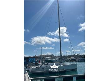 Beneteau First 35