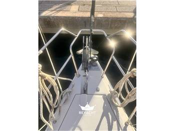 Beneteau First 35