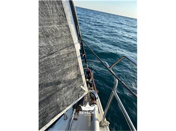 Beneteau First 35