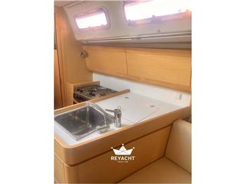 Beneteau First 35
