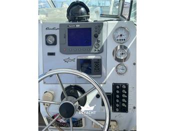 Cris Craft Sea Hawk 215