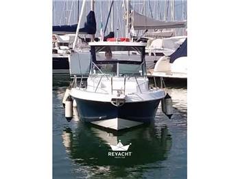 Cris Craft Sea Hawk 215