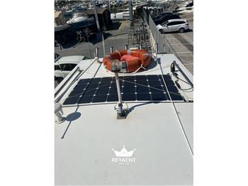 Cris Craft Sea Hawk 215