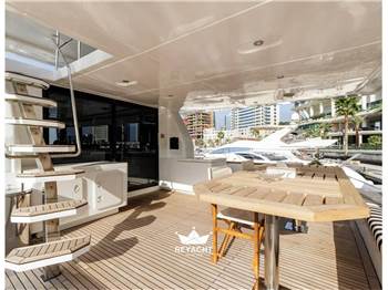 DUBAI MARINE 68 FT