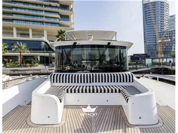 DUBAI MARINE 68 FT