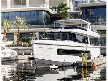 DUBAI MARINE 68 FT