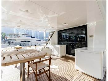 DUBAI MARINE 68 FT