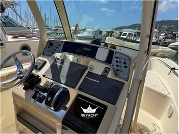 Scout Boats Center Console 245 XSF