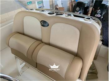 Scout Boats Center Console 245 XSF