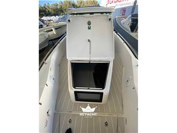 axopar Axopar 37 sports cabin