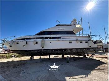 VAN DER VALK VITESSE 54