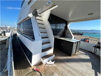 VAN DER VALK VITESSE 54
