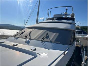 VAN DER VALK VITESSE 54