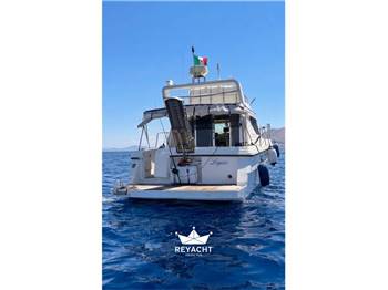 AZIMUT 37