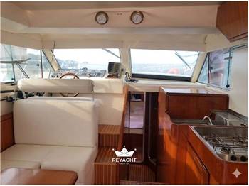 AZIMUT 37