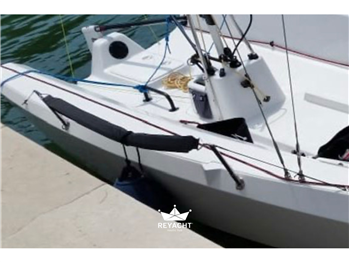 RS sailing 21