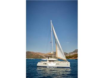 BENETEAU LAGOON 52F
