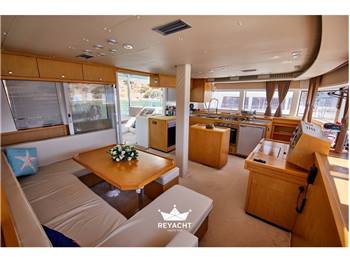 BENETEAU LAGOON 52F