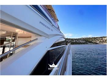 Princess Yacht F52