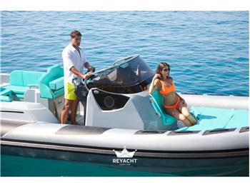 Ranieri International Cayman 27.0 Sport Touring