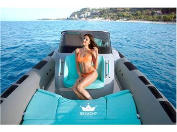 Ranieri International Cayman 27.0 Sport Touring