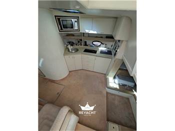 BERTRAM TROJAN YACHT 360 EXPRESS
