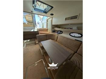 BERTRAM TROJAN YACHT 360 EXPRESS