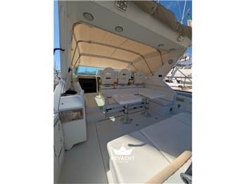 BERTRAM TROJAN YACHT 360 EXPRESS