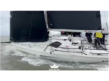 JEANNEAU SUN FAST 3300