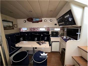 Mochi Craft 42 Tuxedo