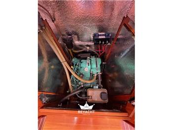 BAVARIA 37 CRUISER J&J