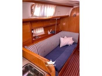 BAVARIA 37 CRUISER J&J