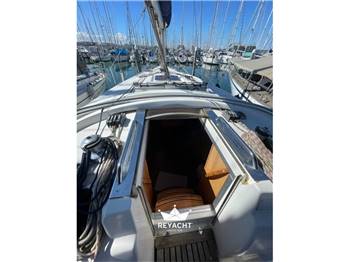 BAVARIA 37 CRUISER J&J