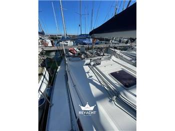 BAVARIA 37 CRUISER J&J