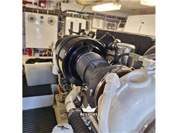 HATTERAS 64 CONVERTIBLE