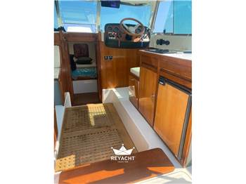 RIVA BERTRAM 25 SPORT FISHERMAN