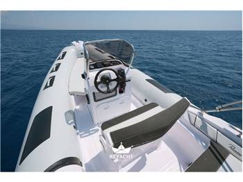 RANIERI INTERNATIONAL CAYMAN 19 SPORT