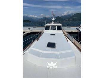 Menorquin Yacht 120