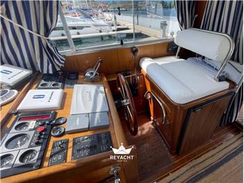 Menorquin Yacht 120