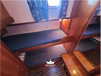 Menorquin Yacht 120