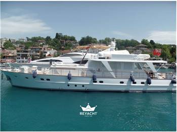 ROYAL VAN LENT (FEADSHIP) VAN LENT 24 METRI