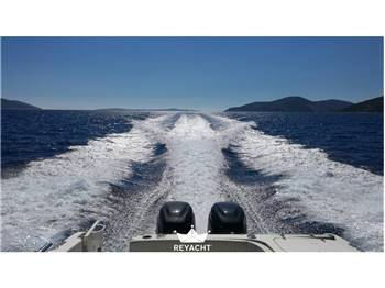 GRADY WHITE MARLIN 300