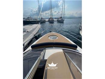 Sessa Marine S32