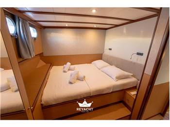 WOODEN BOAT GULET