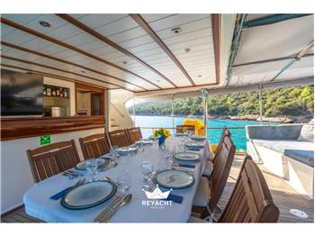 WOODEN BOAT GULET