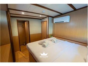 WOODEN BOAT GULET