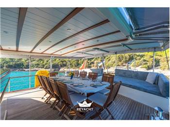 WOODEN BOAT GULET
