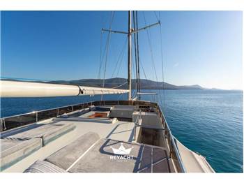 WOODEN BOAT GULET